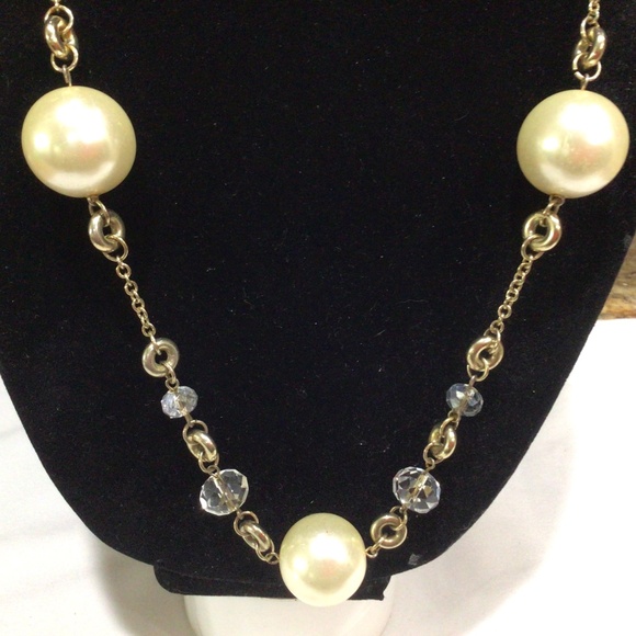 Vintage, big Pearl like beads with  glass crystal beads. Beautifuk shape. - Picture 3 of 6
